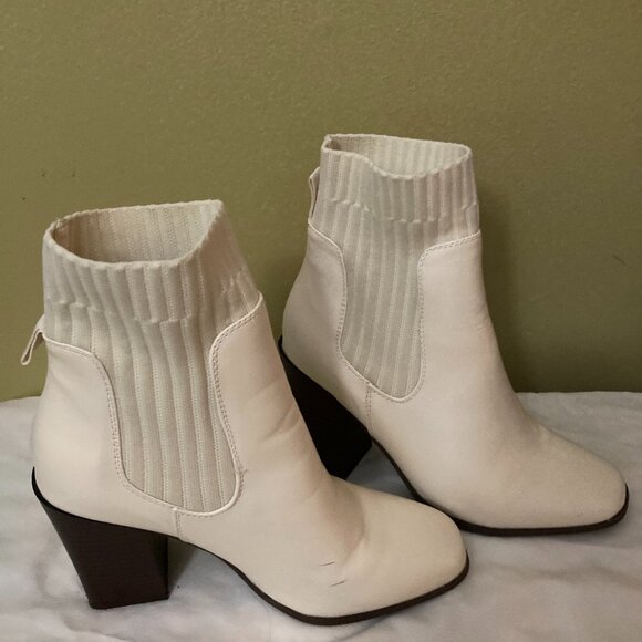 Shoes - SHELA LADIES BOOTS size 8